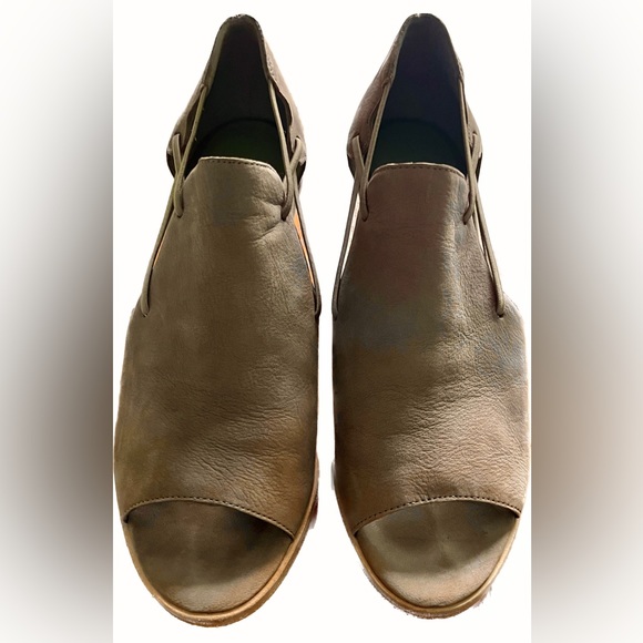 Eileen Fisher Alfie Peep Toe size 8.5 - Picture 3 of 5